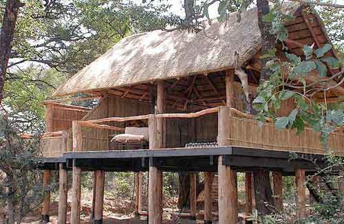 Chamilandu Bushcamp - South Luangwa Zambia