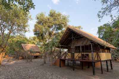 Zikomo Bushcamp - South Luangwa Zambia